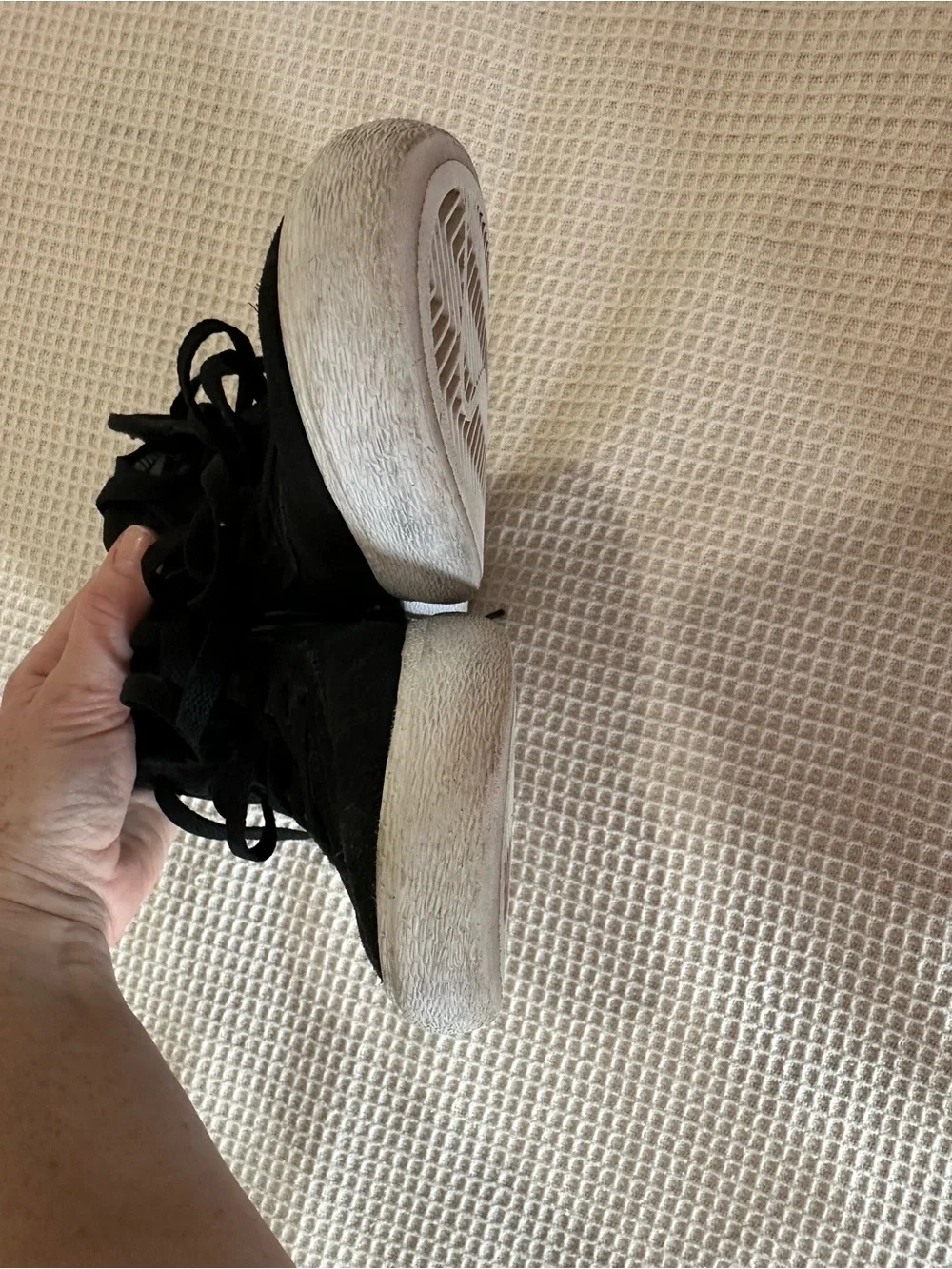 NIKE Women’s SB Bruin Black Suede Hightop Skate Shoes sz 8.5